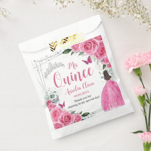 Fuchsia Roze Bloemen Prinses Zilver Quinceañera 15 Bedankzakje (Gezegeld)