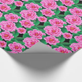 Fuchsia Roze Camellias en Jade Groene bladeren Cadeaupapier (Hoek)