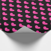 Fuchsia roze polka harten zwart cadeaupapier (Hoek)