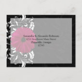 Fuchsia Scroll Gerbera Daisy met Zwart en Wit Uitnodiging Briefkaart (Achterkant)