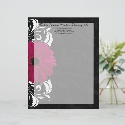 Fuchsia Scroll Gerbera Daisy w/Black en White Gepersonaliseerd Briefhoofd (Staand voorkant)