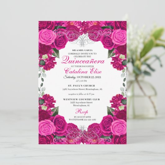Fuchsia & Silver Floral Quinceanera Birthday Kaart (Staand voorkant)