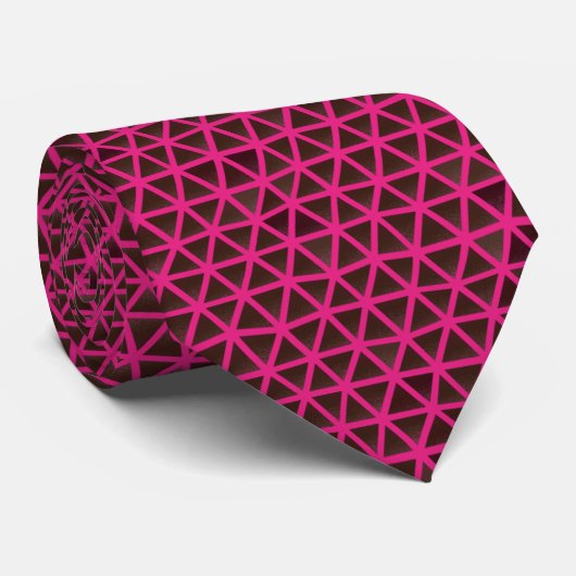 Fuchsia Triangles op zwart Stropdas (Opgerold)