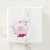 fuchsia & white floral bruiloft bedankjes labels (In situ)