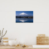 Fuji en reflectie in het meer van Kawaguchi, Japan Poster (Keuken)