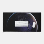 Full Earth met stadslichten van Europa 's nachts. Bureaumat (Keyboard & Muis)