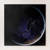 Full Earth met stadslichten van Europa 's nachts. Legpuzzel (Horizontaal)