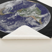 Full Earth toont een krachtig winterse Storm. Sherpa Deken (3/4)