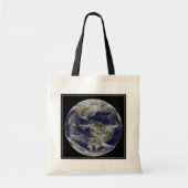 Full Earth toont een krachtig winterse Storm. Tote Bag (Voorkant)
