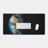 Full Earth toont gesimuleerde wolken boven Afrika. Bureaumat (Keyboard & Muis)