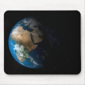 Full Earth toont gesimuleerde wolken boven Afrika. Muismat (Voorkant)