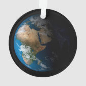 Full Earth toont gesimuleerde wolken boven Afrika. Ornament (achterkant)