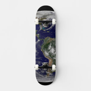 Full Earth toont lagedruksystemen. Persoonlijk Skateboard