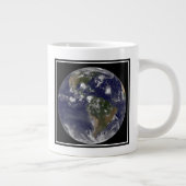 Full Earth toont tropische Stormen in de Atlantisc Grote Koffiekop (Rechts)