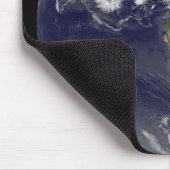 Full Earth toont tropische Stormen in de Atlantisc Muismat (Hoek)