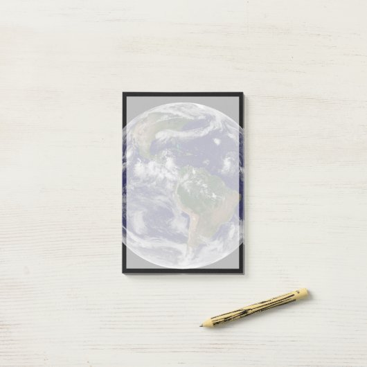 Full Earth toont verschillende tropische Storm sys Post-it® Notes (Op bureau)