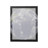 Full Earth toont verschillende tropische Stormen. Notitieblok (Linkerzijde)