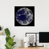 Full Earth toont verschillende tropische Stormen. Poster (Thuiskantoor)