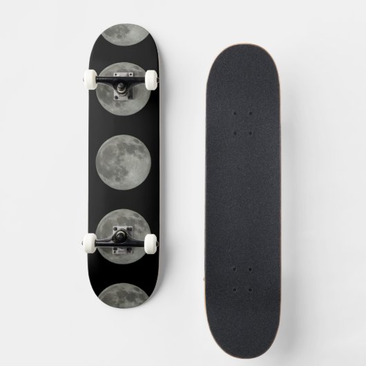 Full Moon Collage Skateboard (Voorkant)