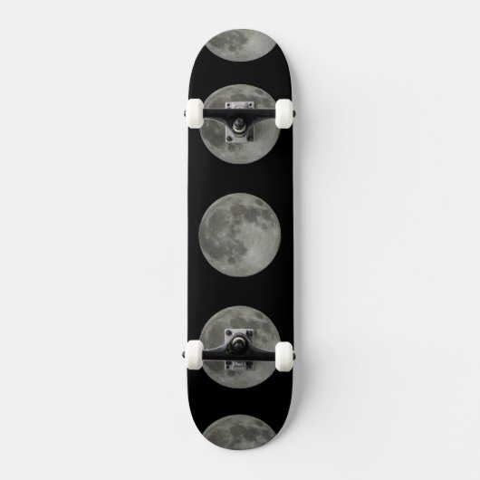 Full Moon Collage Skateboard (Voorkant)