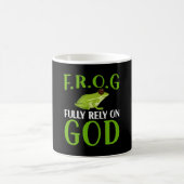 Fully Rely On God F.R.O.G - Frog Koffiemok (Center)