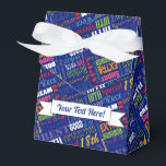 Fun 18th Birthday Party Favors Personalized Bedankdoosjes<br><div class="desc">Unieke en speciale typografie, het 18e decor van het verjaardagsfeest en geschenken. De tekst is 18 jaar oud en fel. Geweldig op 18 jaar, geweldig op 18e verjaardag, extra speciale 18e verjaardag, gelukkige 18e verjaardag, op 18e verjaardag, goed op 18 jaar en verbluffende 18e verjaardag. Verkrijgbaar in heldere kleurrijke tekst...</div>