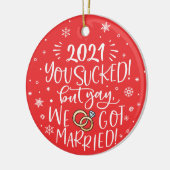 Fun 2022 is opgezogen, maar we zijn getrouwd met f keramisch ornament (Links)