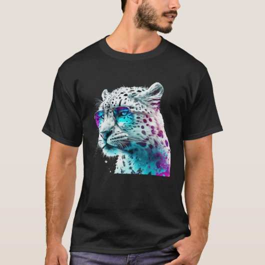 Fun animal motif  snow leopard with sunglasses t-shirt (Voorkant)