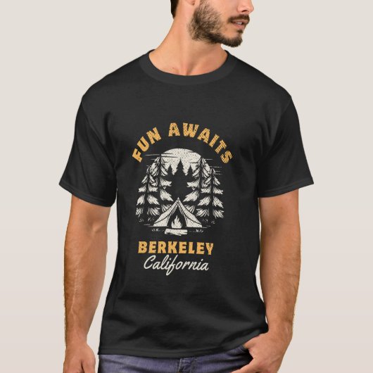 Fun Awaits Vacation Berkeley California T-shirt (Voorkant)