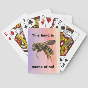 Fun Bee Cards Hand gaat naar Sting Pokerkaarten