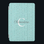 Fun Blauwgroen Turquoise Blue Glitter Stripes Mono iPad Mini Cover<br><div class="desc">Leuke Blauwgroen Turquoise Blue Glitter Stripes Monogram hoes met blauwgroen blauw faux glitter strepen en ruimte voor uw aangepaste monogram en naam. Eenvoudig aan te passen met tekst, lettertypen en kleuren. Creëer door Zazzle pro designer BK Thompson © exclusief voor Cedar en String; neem contact met ons op als u...</div>