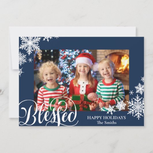 Fun Blue Snowflakes Modern Script minimalist Foto Feestdagenkaart (Voorkant)