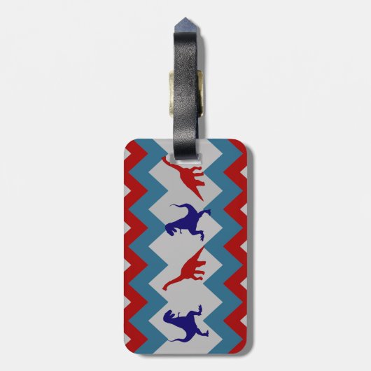 Fun Boys Dinosaurs Red Blue Chevron Pattern Bagagelabel (Achterkant verticaal)