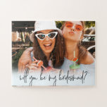 Fun bridesmaid proposal custom foto jigzaag puzzel legpuzzel<br><div class="desc">Kan met uw eigen foto worden aangepast. © Gorjo Design. Gemaakt voor je via het Zazzle platform. // Opmerking: de foto die wordt gebruikt is een placeholder slechts afbeelding. U zult met uw eigen foto moeten vervangen alvorens opdracht te geven tot/druk uit. Neem contact met me op als je hulp...</div>