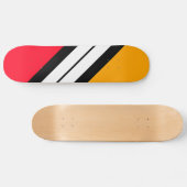 Fun Bright Yellow Red White Diagonal Racing Stripe Persoonlijk Skateboard (Horizontaal)