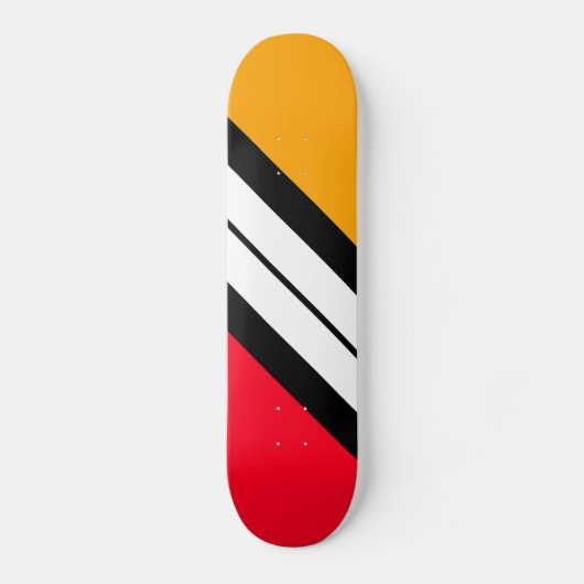 Fun Bright Yellow Red White Diagonal Racing Stripe Persoonlijk Skateboard (Voorkant)