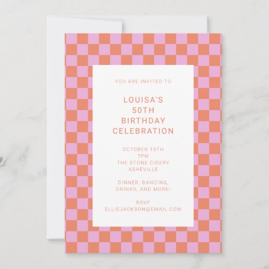 Fun Checkerboard Roze Oranje Geometric Birthday Kaart (Voorkant)