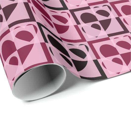 Fun Checkered Hearts Zacht Roze en Wijnrood Cadeaupapier (Rol Hoek)