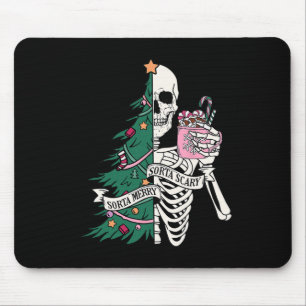 Fun Christmas Sorta Merry Sorta Scary Skeleton XMA Muismat