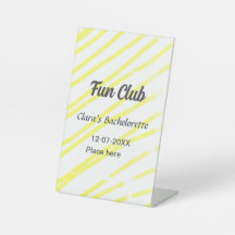 Fun Club vrijgezellenfeest gele lijnen achtergrond