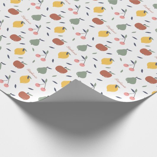 Fun Colorful Fruit Pattern Voornaam Cadeaupapier (Hoek)