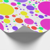 Fun Colorful Polka Dots Cadeaupapier (Hoek)