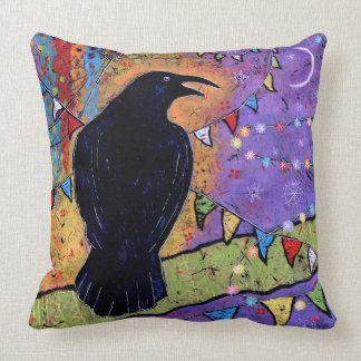 Fun Colorful Whimsical Raven Bird Sierkussen