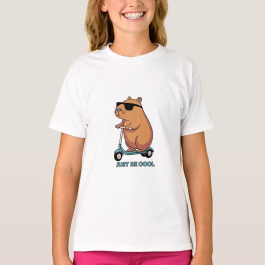 Fun Cool Capybara Scooter Vibes T-Shirt (Voorkant)