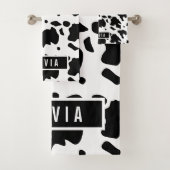 Fun Custom Name Holstein Koe Animal Print Patroon Bad Handdoek (Insitu)