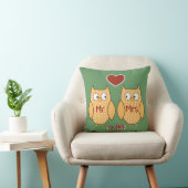 Fun Cute Mr. & Mrs Owl Personalized Kussen (Stoel)