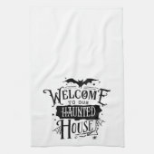 Fun Cute Welkom in ons gehakte huis Halloween Theedoek (Verticaal)