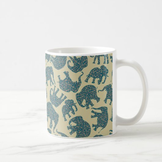 Fun Ditzy Paisley Elephants on Beige Coffee Mok (Rechts)
