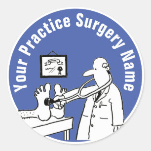 Fun Doctor met Stethoscoop Classic Round Sticker