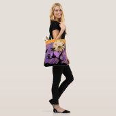 Fun en Spooky Halloween Tote Bag (Op model)